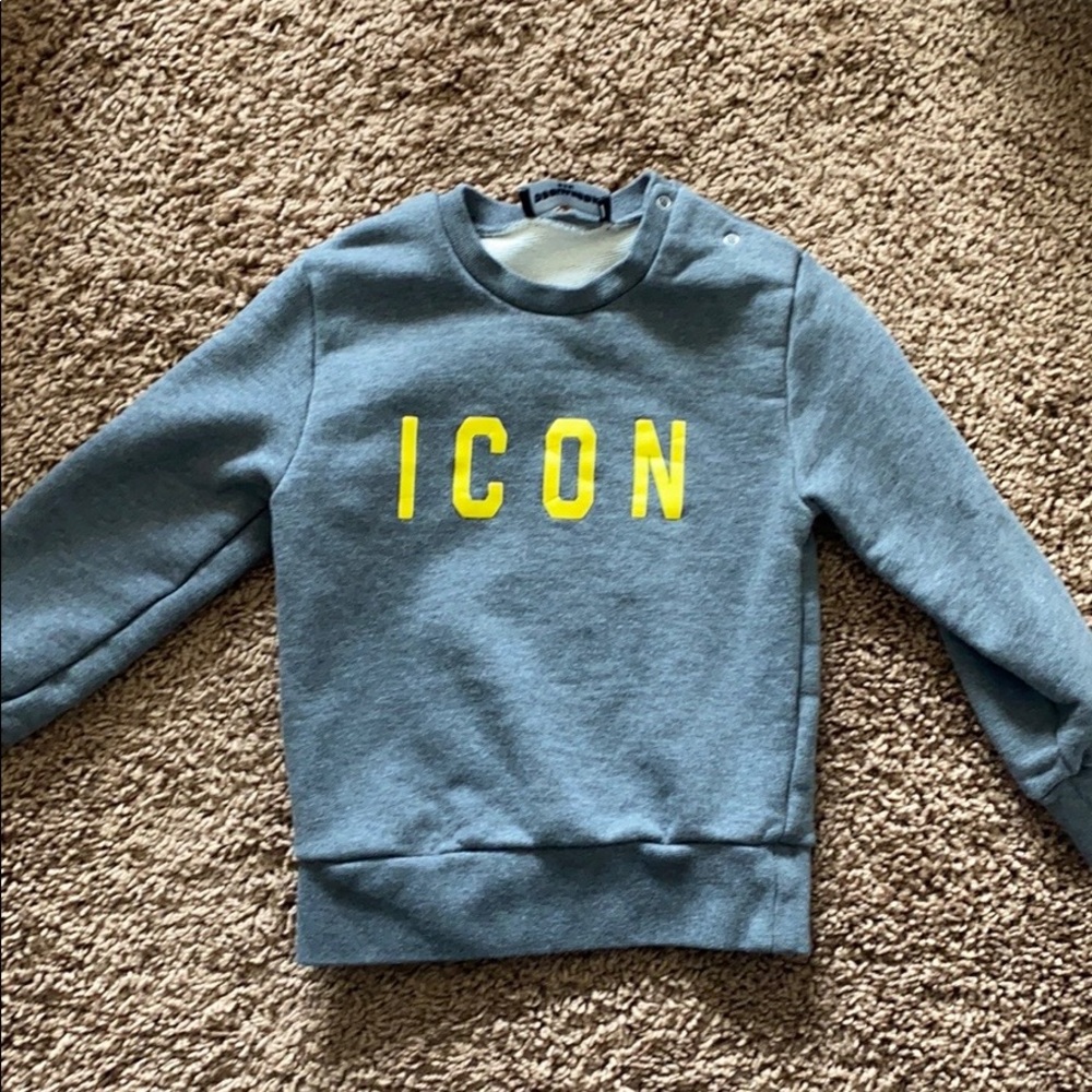 Kids clothing